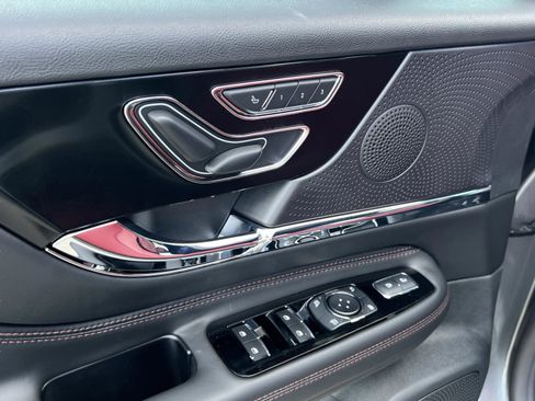 New 2025 Lincoln Corsair Grand Touring w/ Jet Appearance Package image 25