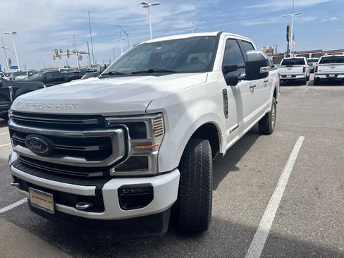 Used 2021 Ford F250 Platinum w/ FX4 Off-Road Package AWD/4WD image 9
