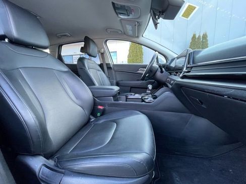 Certified 2023 Kia Sportage EX image 21