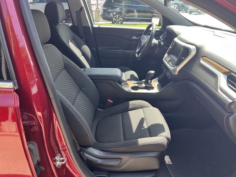 Used 2019 GMC Acadia SLE FWD image 26