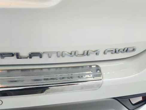 Used 2021 Toyota Highlander Platinum AWD/4WD image 37