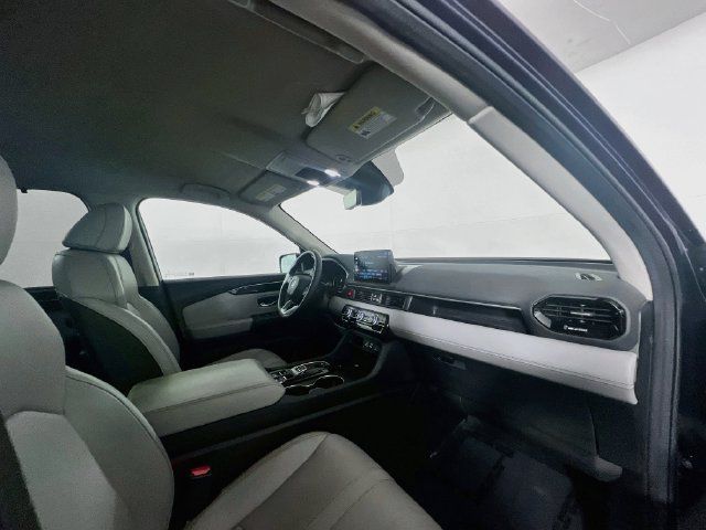 Used 2025 Honda Pilot EX-L image 23