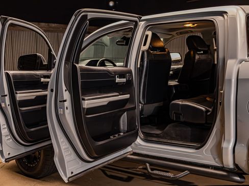 Used 2019 Toyota Tundra Limited w/ Limited Premium Package image 24