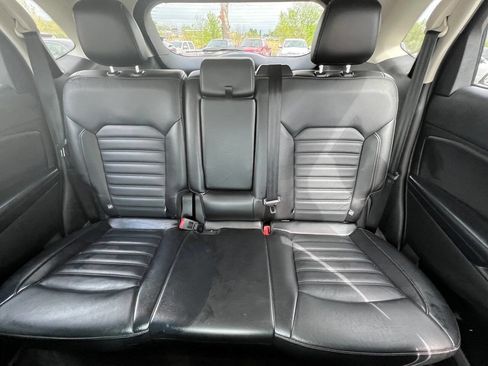 Used 2015 Ford Edge SEL w/ Equipment Group 201A AWD/4WD image 13