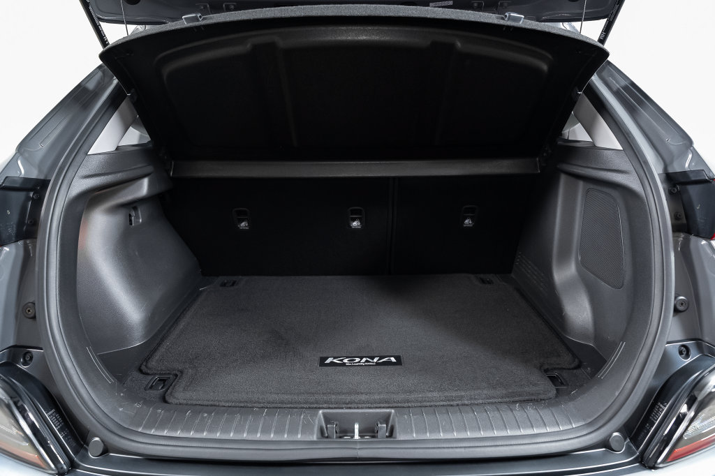 Certified 2023 Hyundai Kona Limited w/ Cargo Package FWD image 37