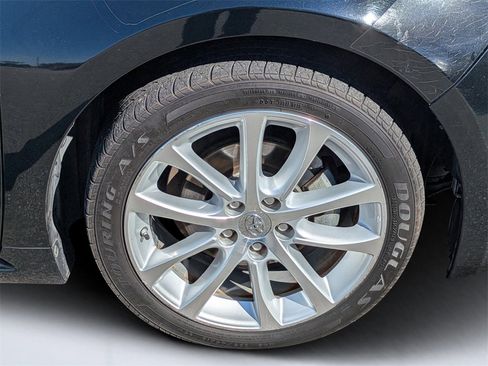 Used 2013 Toyota Avalon XLE image 10