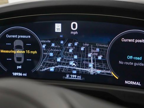 Certified 2023 Porsche Taycan 4S image 27