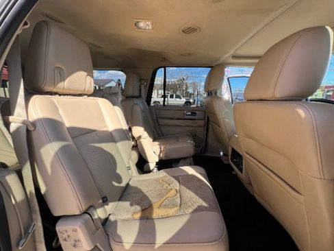 Used 2015 Ford Expedition EL Limited w/ Equipment Group 301A image 12