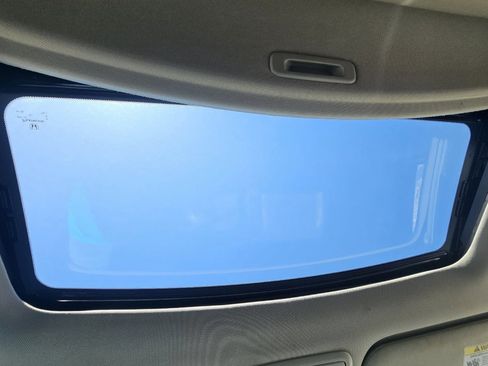 Used 2015 Honda Odyssey EX-L image 24