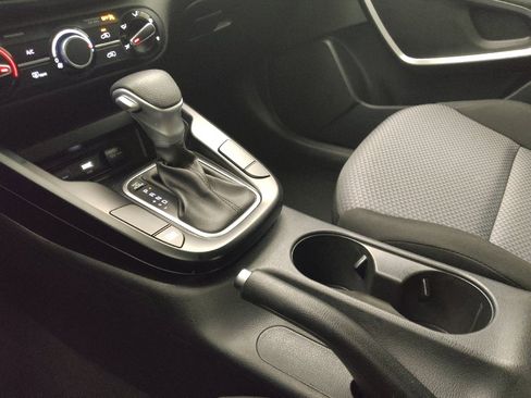 Used 2024 Kia Soul LX w/ Option Group 015 image 26