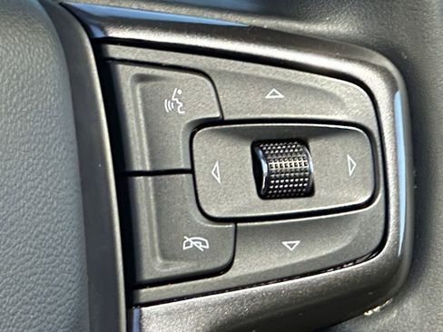 Used 2023 Chevrolet Suburban RST w/ Luxury Package image 27