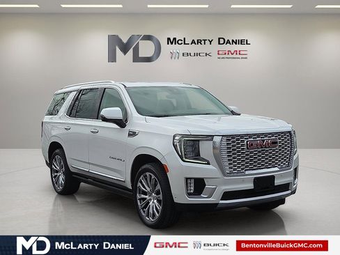 Used 2023 GMC Yukon Denali w/ Denali Reserve Package image 1