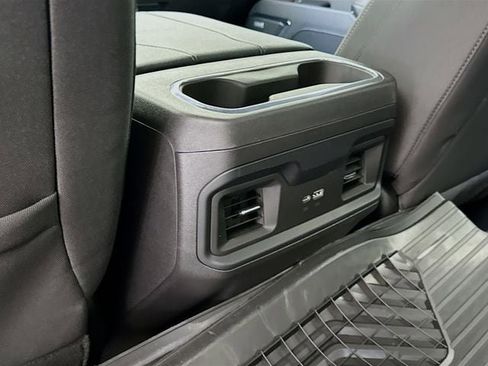 Used 2024 Chevrolet Silverado 1500 LT Trail Boss w/ Convenience Package II AWD/4WD image 28
