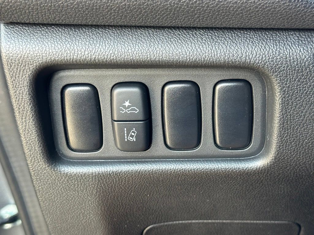 Used 2024 Mitsubishi Outlander Sport ES AWD/4WD image 29