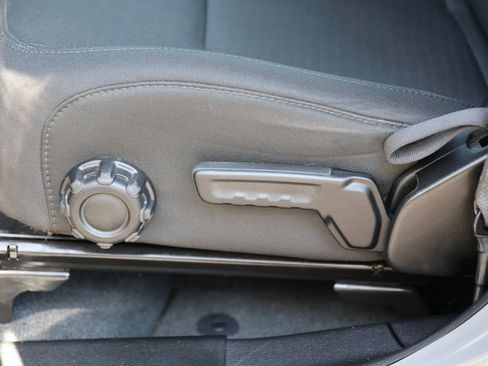 Used 2022 Jeep Wrangler Unlimited Sport image 20