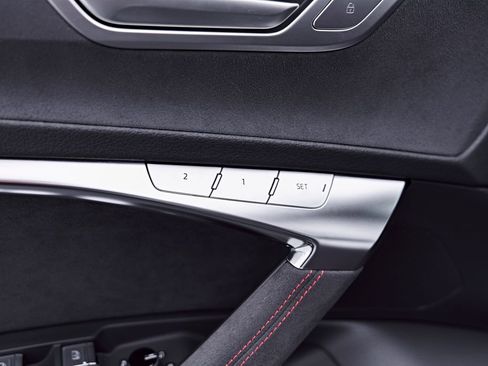 Used 2025 Audi RS 6 performance AWD/4WD image 61