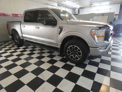 Used 2022 Ford F150 XLT w/ Equipment Group 301A Mid image 4