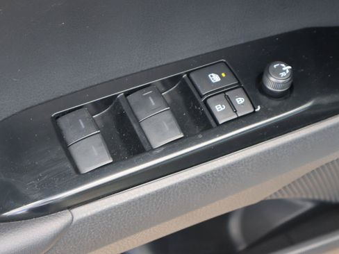 Used 2025 Toyota Camry LE w/ Convenience Package FWD image 18