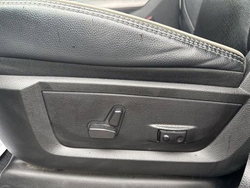 Used 2024 RAM 3500 Laramie w/ Night Edition image 26