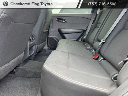 Used 2023 Nissan Rogue S FWD image 20