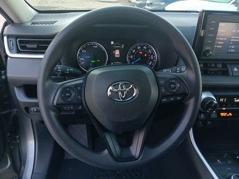 Used 2019 Toyota RAV4 XLE image 11