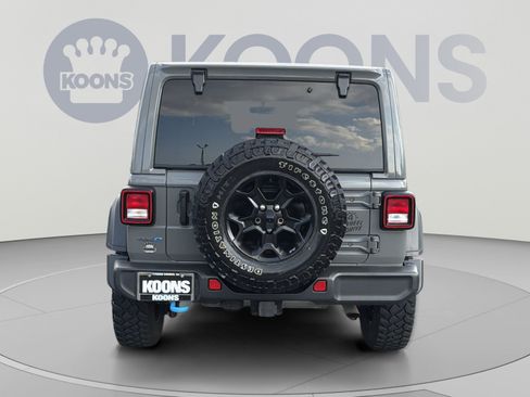 Used 2023 Jeep Wrangler Unlimited w/ Sun & Screen Package AWD/4WD image 5