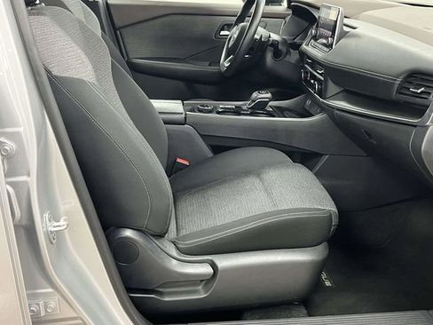 Used 2023 Nissan Rogue SV AWD/4WD image 25