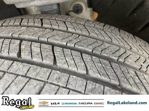 Used 2020 Chevrolet Traverse LT image 31