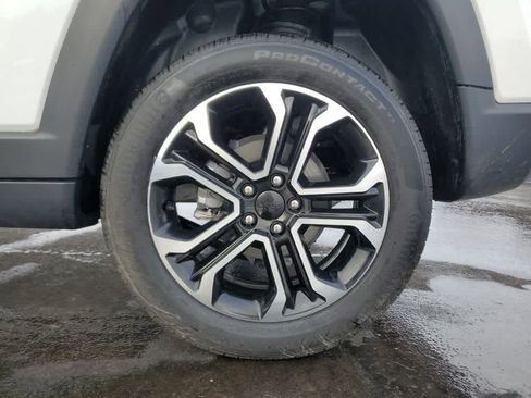 Used 2024 Jeep Compass Limited w/ Sun and Sound Group image 9