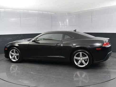 Used 2015 Chevrolet Camaro LT RWD image 6