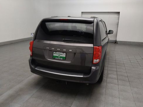 Used 2017 Dodge Grand Caravan GT FWD image 7