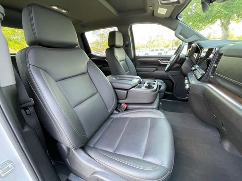 Used 2025 GMC Sierra 1500 SLT image 31