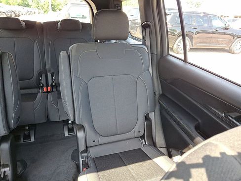 Used 2025 Jeep Grand Cherokee L Laredo AWD/4WD image 14