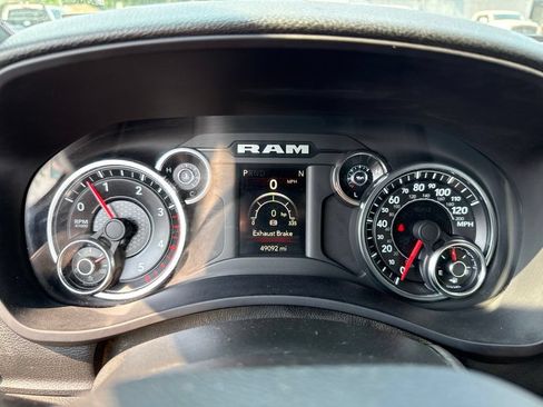 Used 2022 RAM 2500 Big Horn AWD/4WD image 29