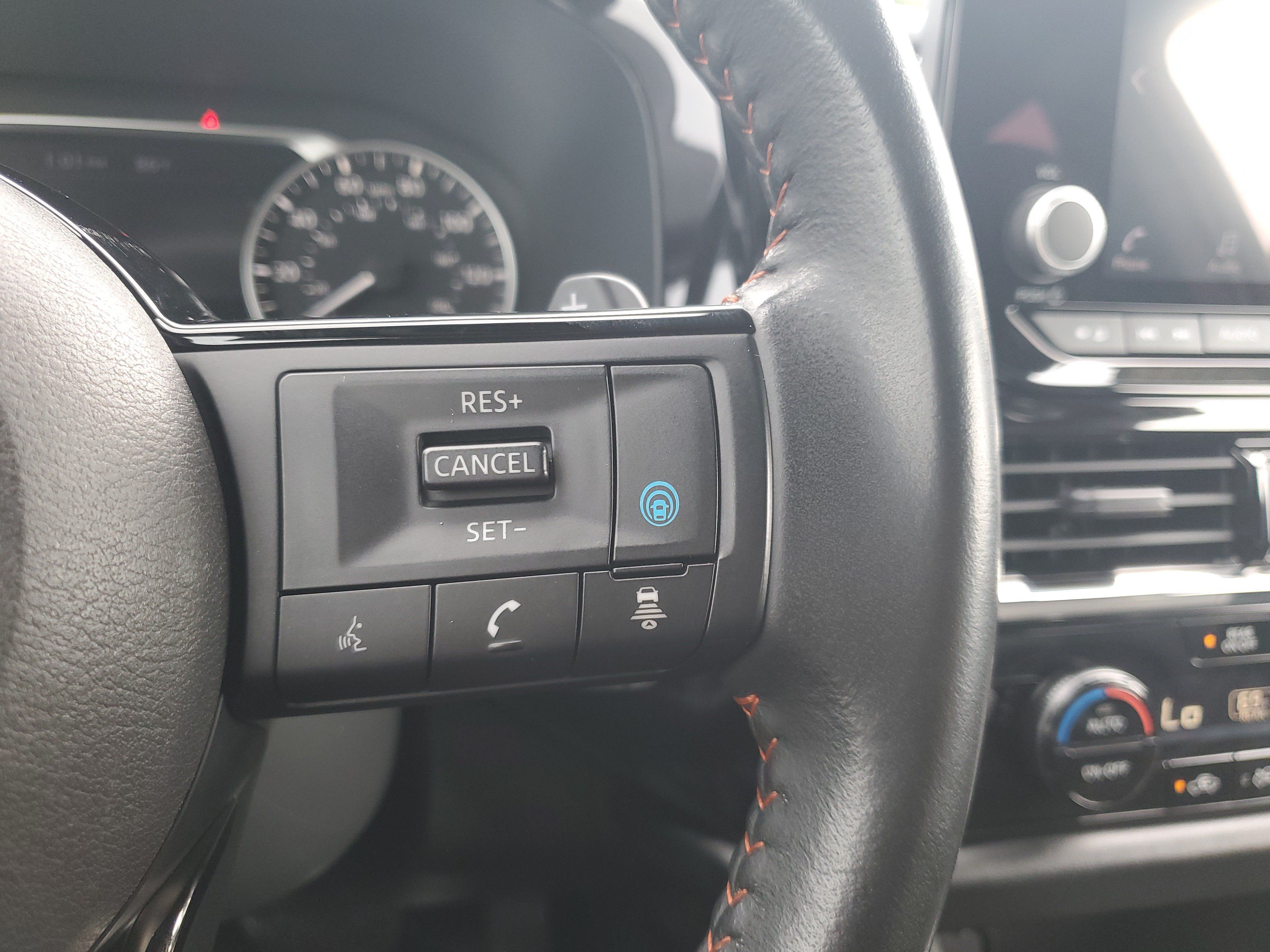 Used 2023 Nissan Pathfinder Rock Creek AWD/4WD image 19