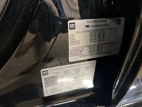 Certified 2023 GMC Sierra 1500 SLT w/ SLT Premium Package image 29