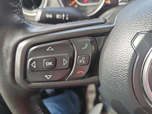 Used 2022 Jeep Wrangler Sport image 21