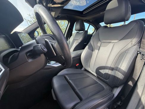 Used 2022 BMW 330i Sedan w/ Premium Package image 12