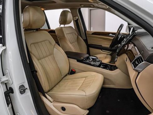 Used 2018 Mercedes-Benz GLS 450 4MATIC w/ Premium Package image 34