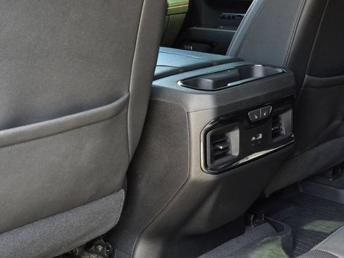 Used 2023 GMC Sierra 1500 AT4 w/ AT4 Premium Package AWD/4WD image 40