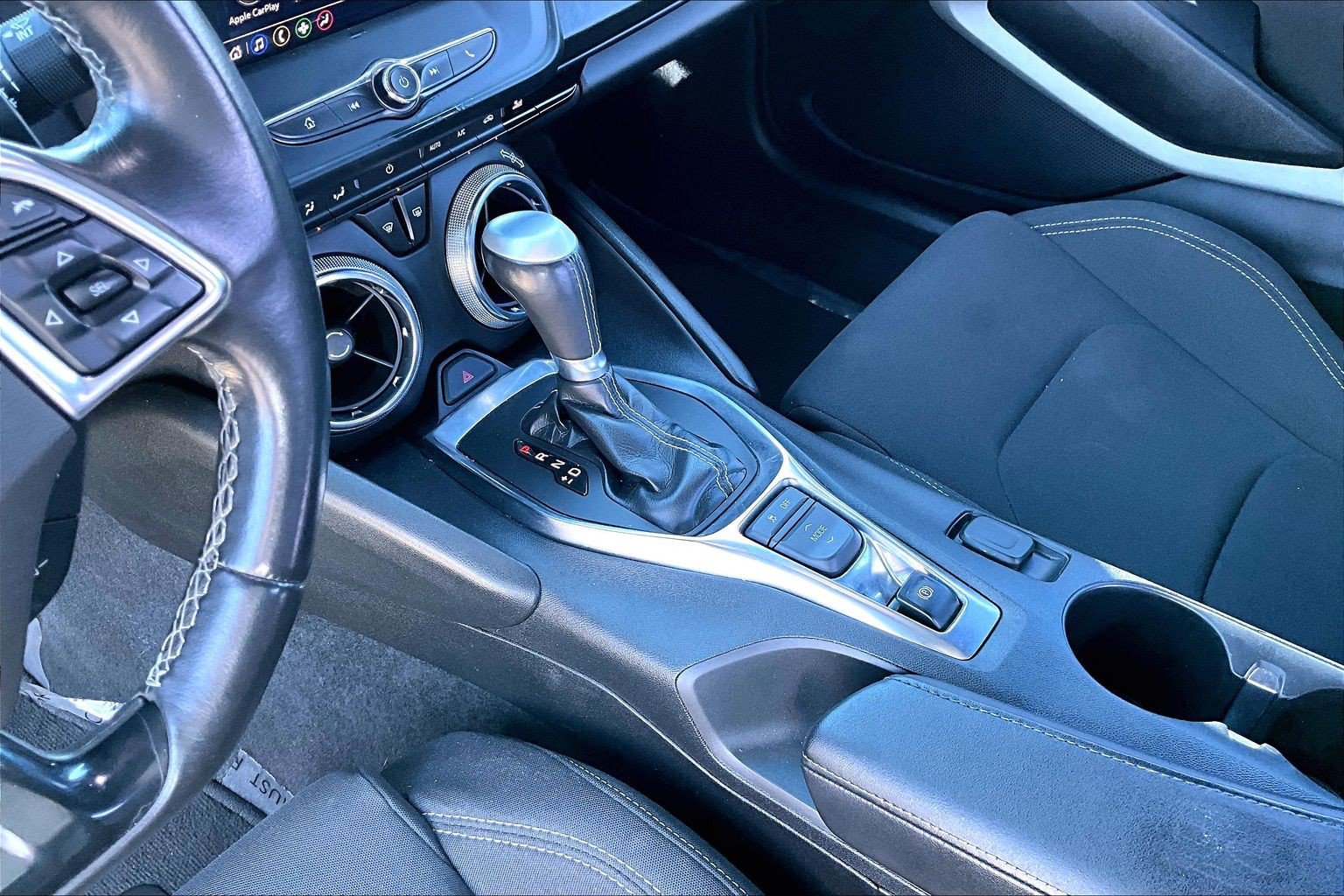 Used 2021 Chevrolet Camaro LT RWD image 13
