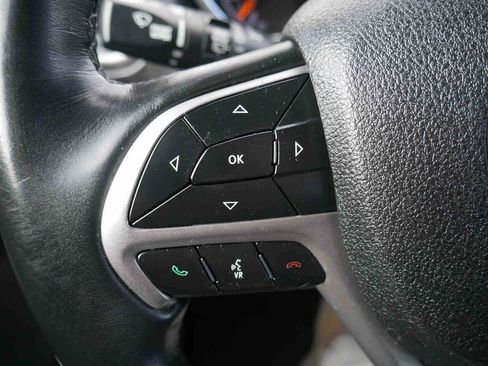 Used 2018 Jeep Grand Cherokee Limited w/ Trailer Tow Group IV image 41