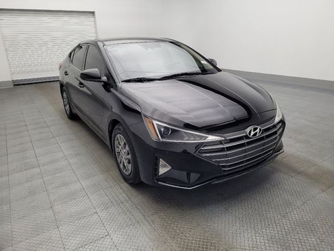 Used 2020 Hyundai Elantra SE image 13