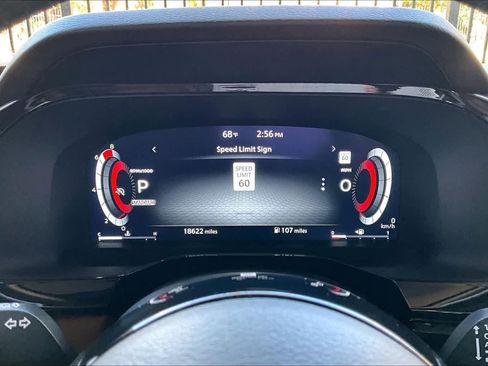 Used 2024 Nissan Pathfinder Platinum image 25