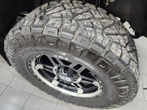 Used 2019 Ford F350 Lariat w/ Chrome Package AWD/4WD image 3