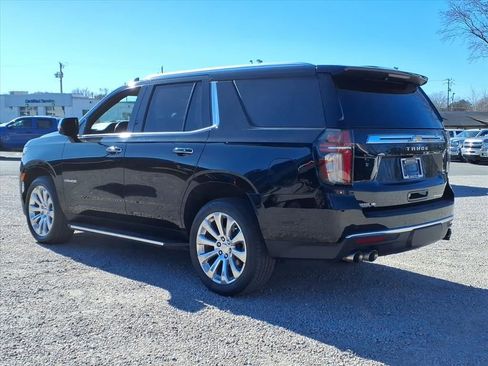 Used 2021 Chevrolet Tahoe Premier w/ Premium Package image 5