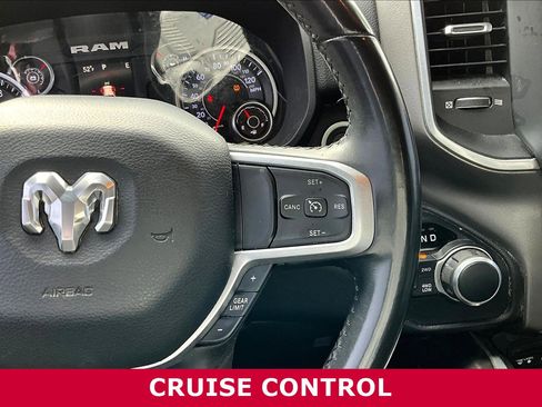 Used 2019 RAM 1500 Big Horn AWD/4WD image 12