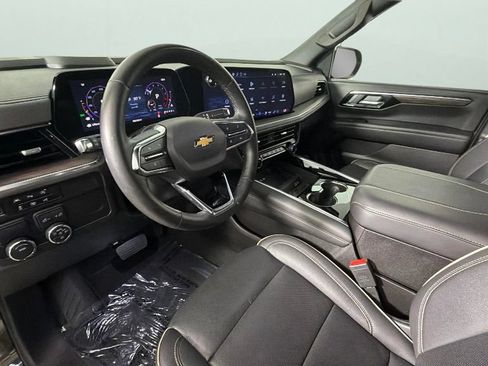 Certified 2025 Chevrolet Tahoe Premier RWD image 18