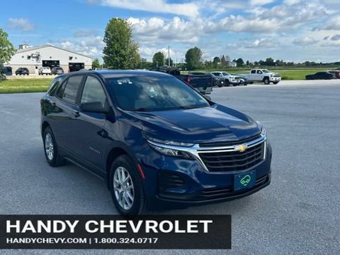 Certified 2023 Chevrolet Equinox LS w/ LS Convenience Package AWD/4WD image 1