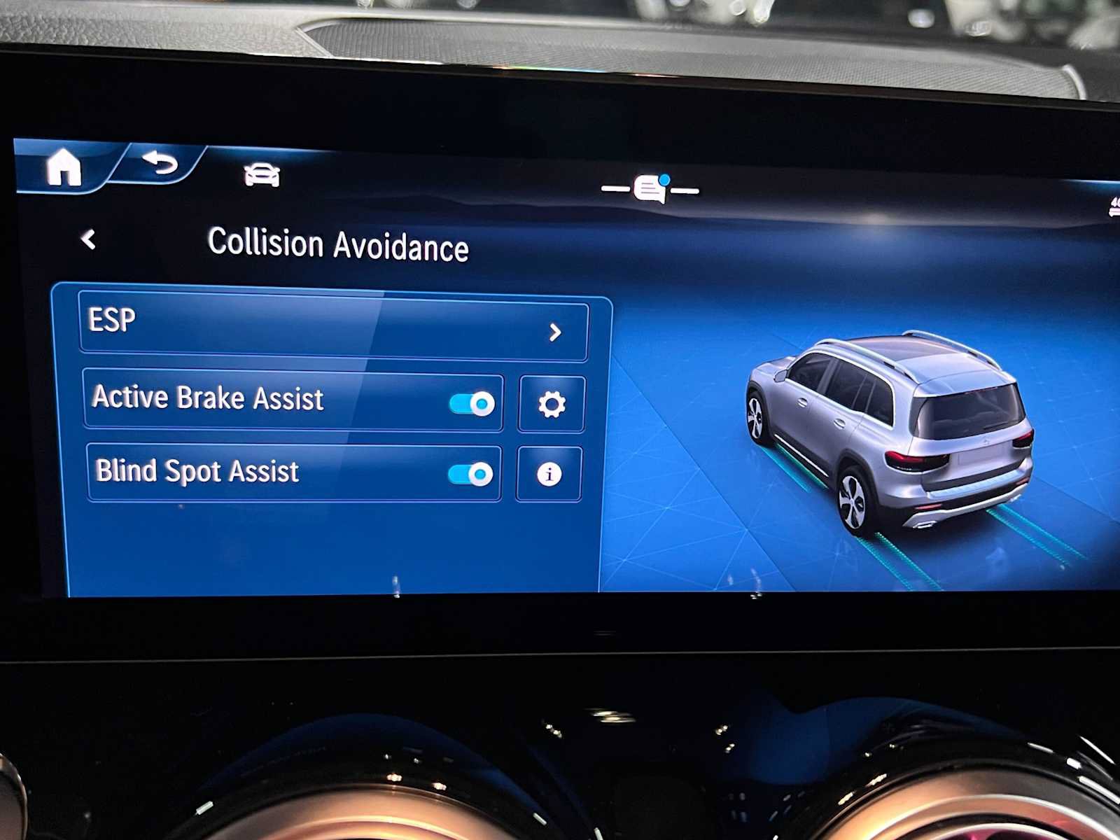 Certified 2026 Mercedes-Benz GLB 250 4MATIC image 39